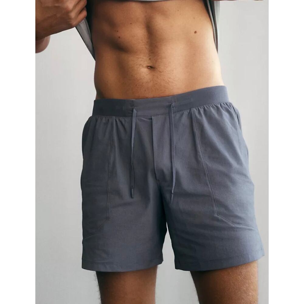 Lululemon License to Train Linerless Short 5” Medium Blue Size XL